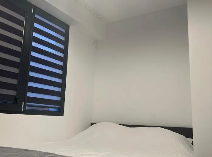 за гости генови Апартамент